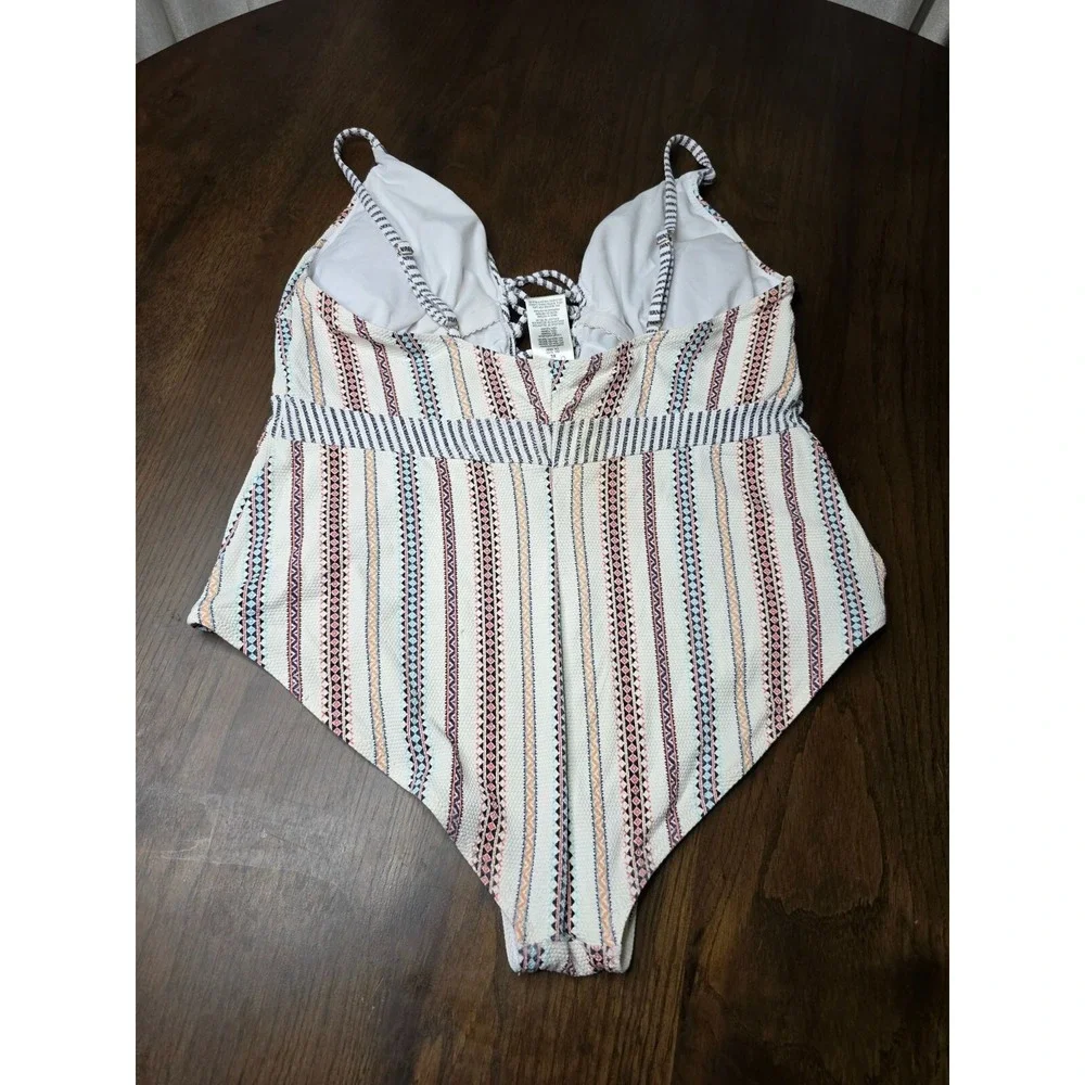 Jessica Simpson Aztec Boho Front Lace-Up One-Piece Swimsuit Size.  XL H3